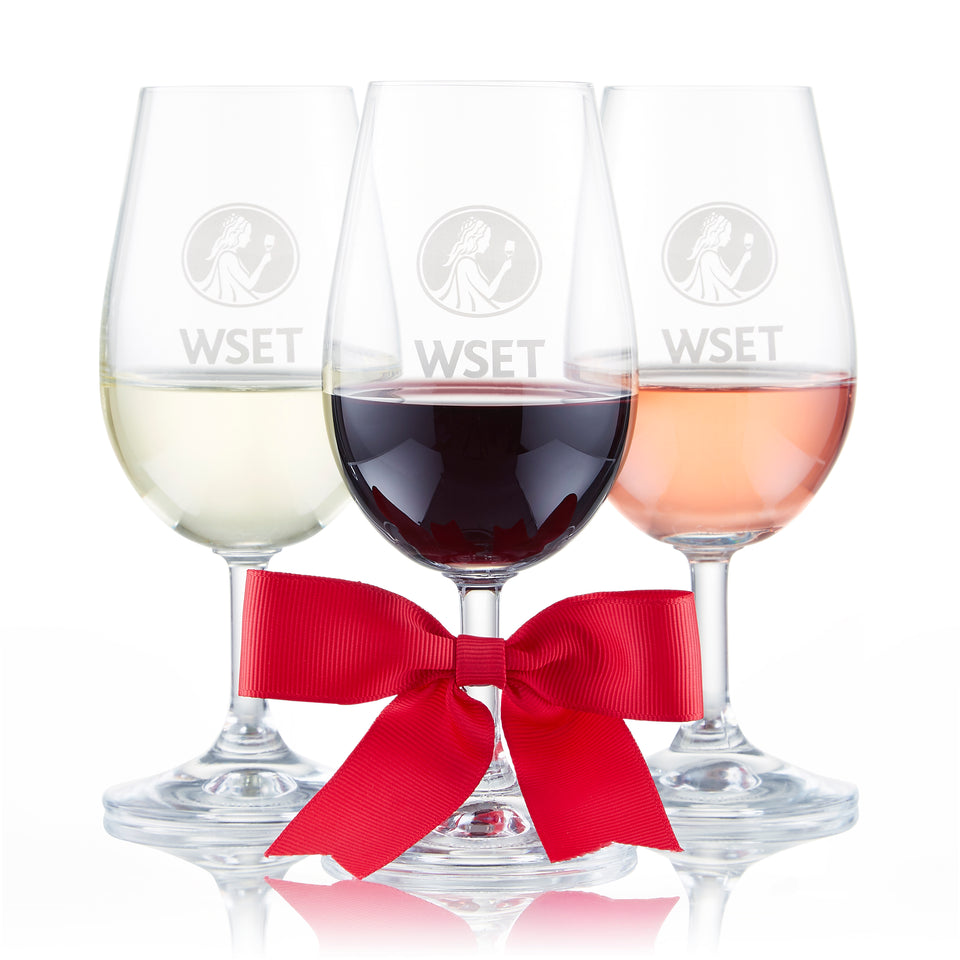 Choosing Your Path: WSET Level 1 or WSET Level 2 in Wines at the Florida Wine Academy